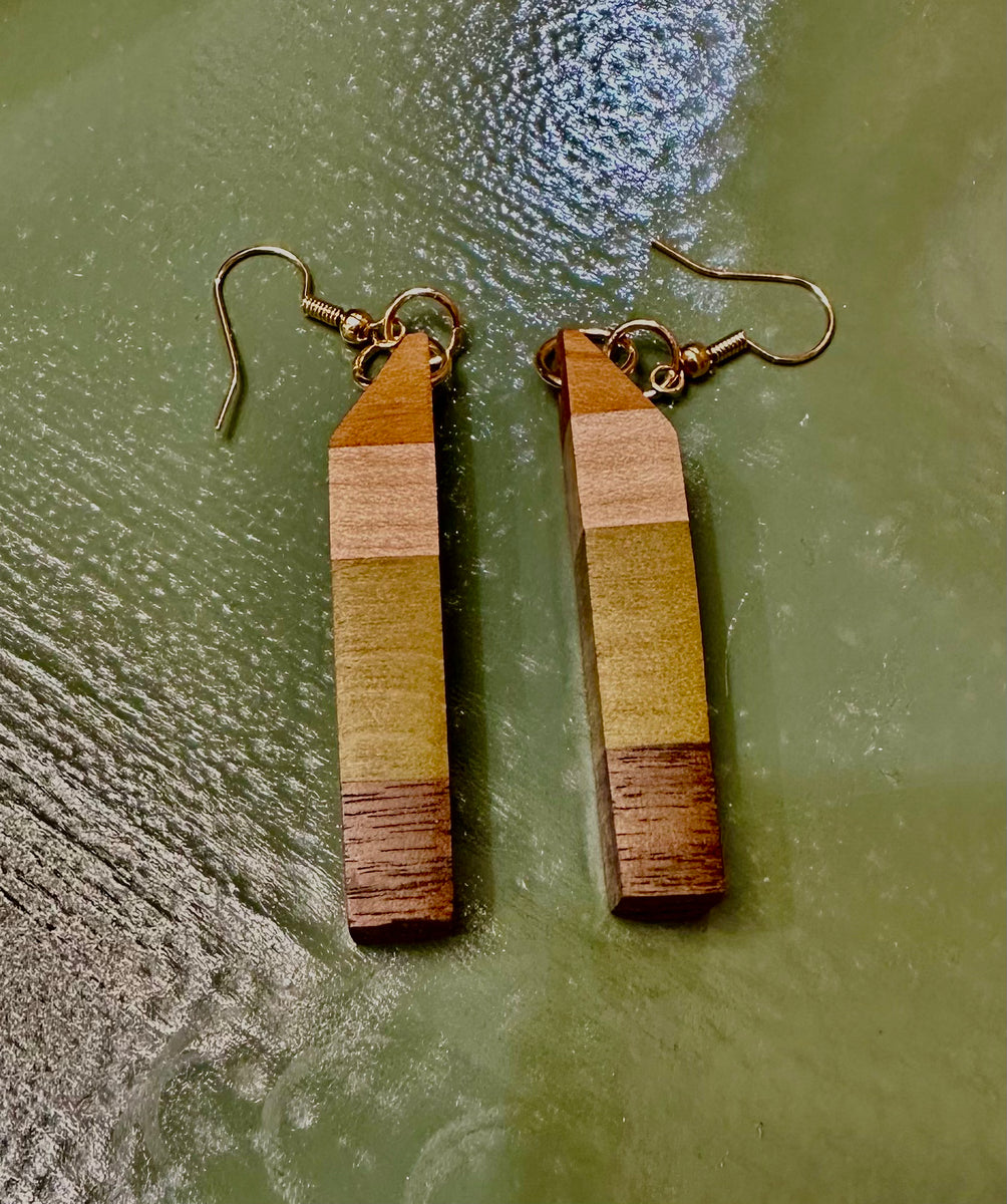 Wooden earrings 2025