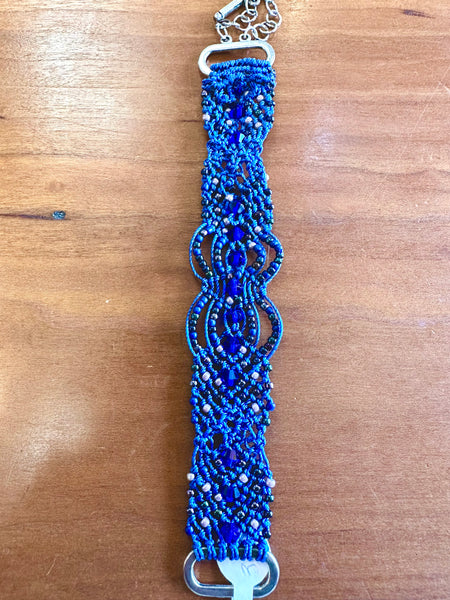 Macrame bracelet